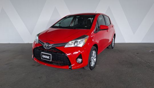Toyota • Yaris