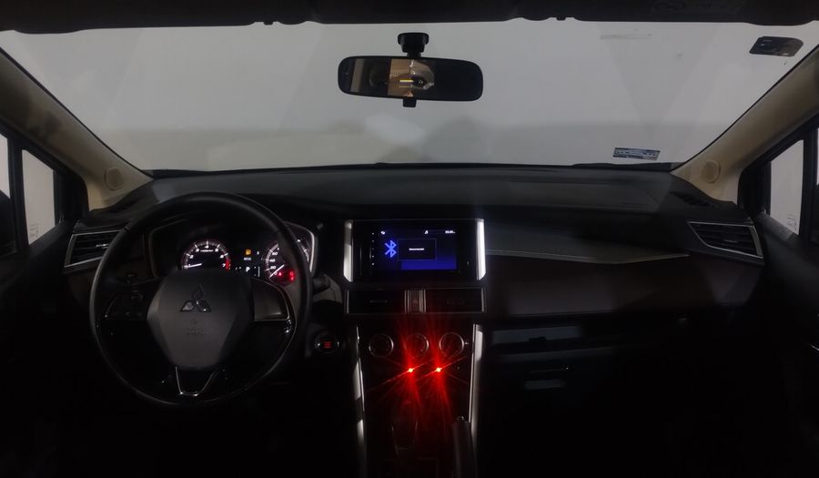 Mitsubishi Xpander 1.5 LIMITED AUTO Minivan 2023