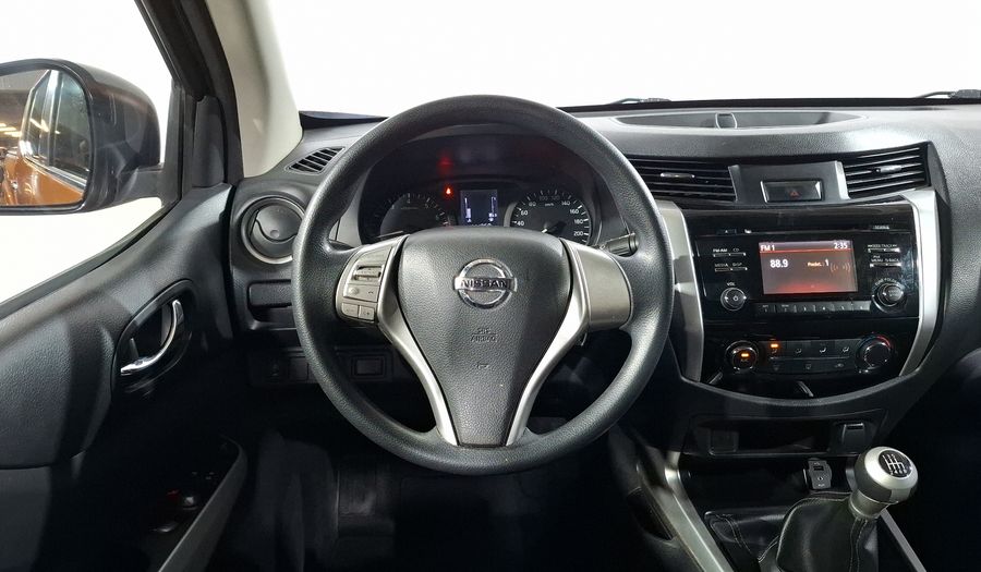 Nissan Np300 2.5 LE TM AC Pickup 2019