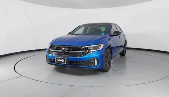 Volkswagen • Jetta