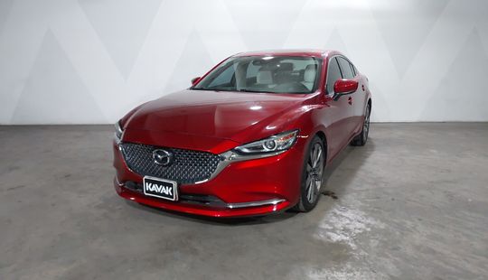 Mazda • Mazda 6