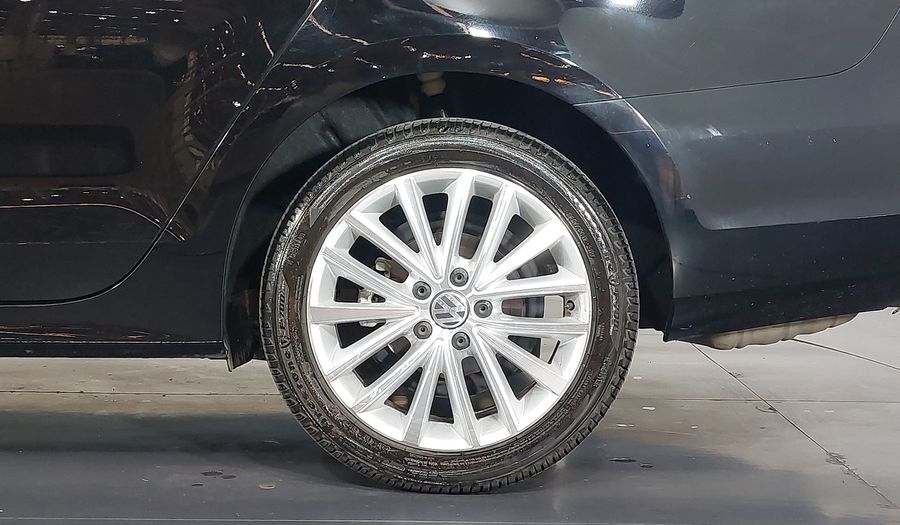 Volkswagen Jetta TSI COMFORTLINE Sedan 2017