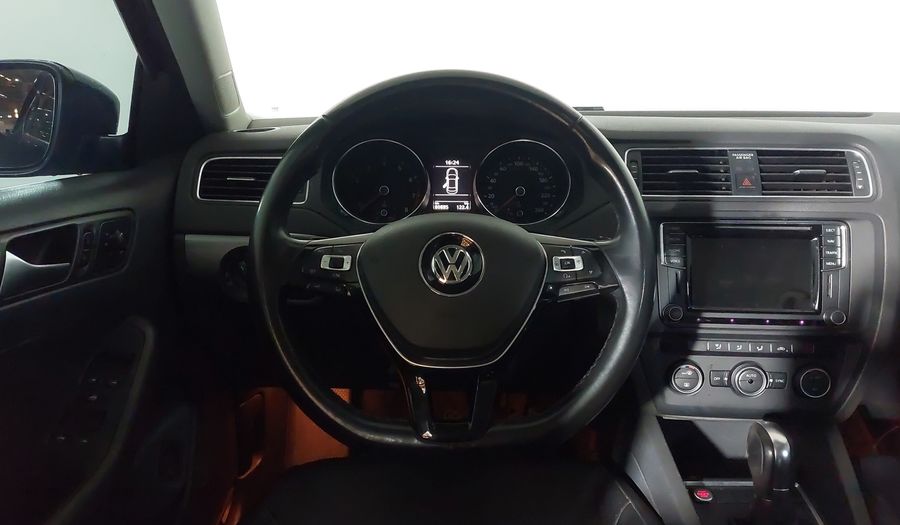 Volkswagen Jetta TSI COMFORTLINE Sedan 2017