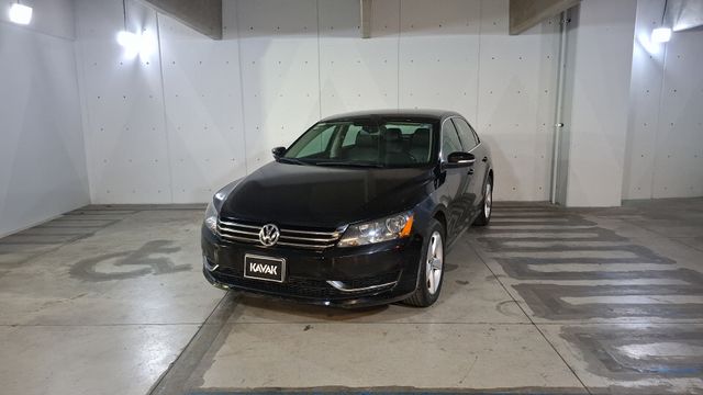 Volkswagen Passat 2.5 SPORTLINE TIPTRONIC