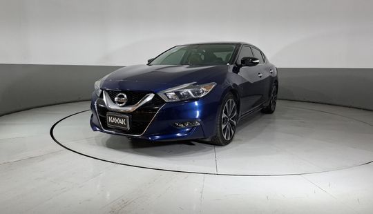 Nissan • Maxima