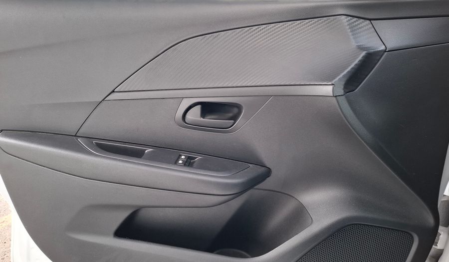 Peugeot 208 1.2L LIKE Hatchback 2021