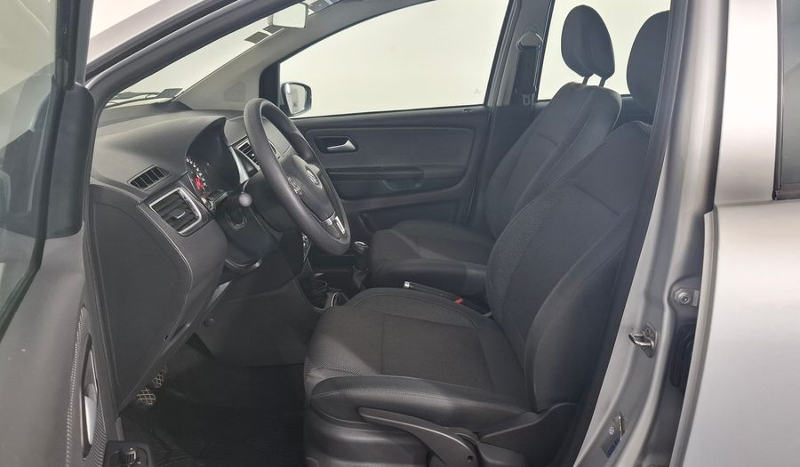 Volkswagen Fox 1.6 COMFORTLINE Hatchback 2012
