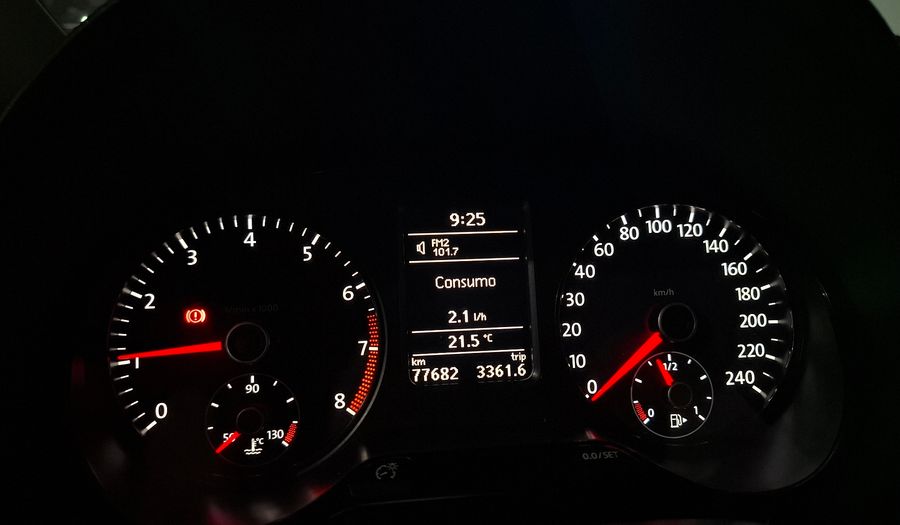Volkswagen Fox 1.6 COMFORTLINE Hatchback 2012