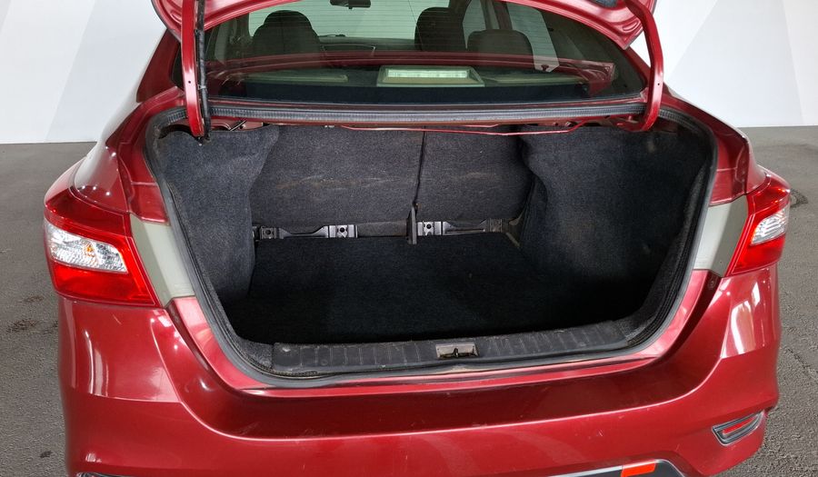 Nissan Sentra 1.8 ADVANCE CVT Sedan 2017