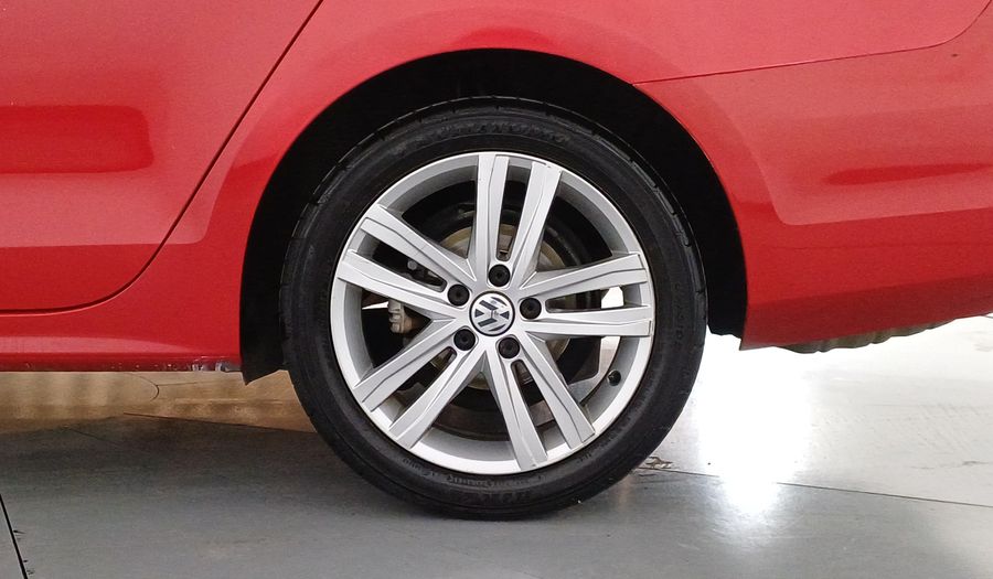 Volkswagen Jetta 2.5 SPORTLINE TIP. Sedan 2018