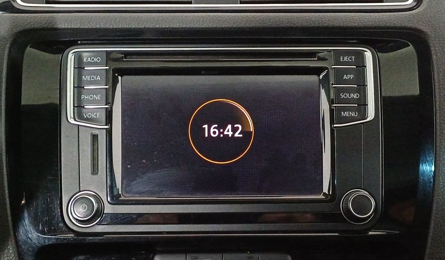 Volkswagen Jetta 2.5 SPORTLINE TIP. Sedan 2018