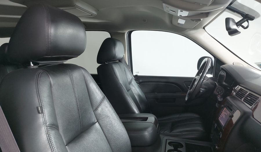 Chevrolet Suburban 5.3 B PIEL DVD Suv 2013