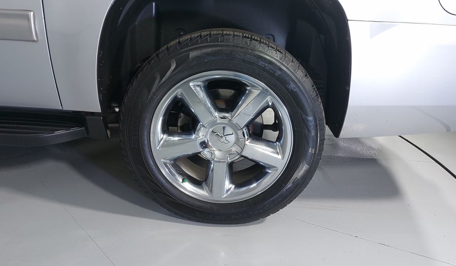 Chevrolet Suburban 5.3 B PIEL DVD Suv 2013