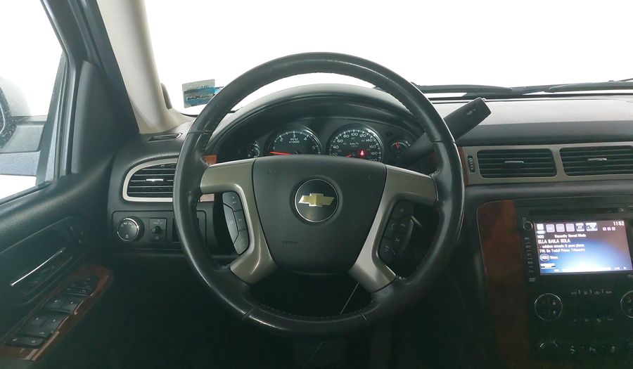 Chevrolet Suburban 5.3 B PIEL DVD Suv 2013