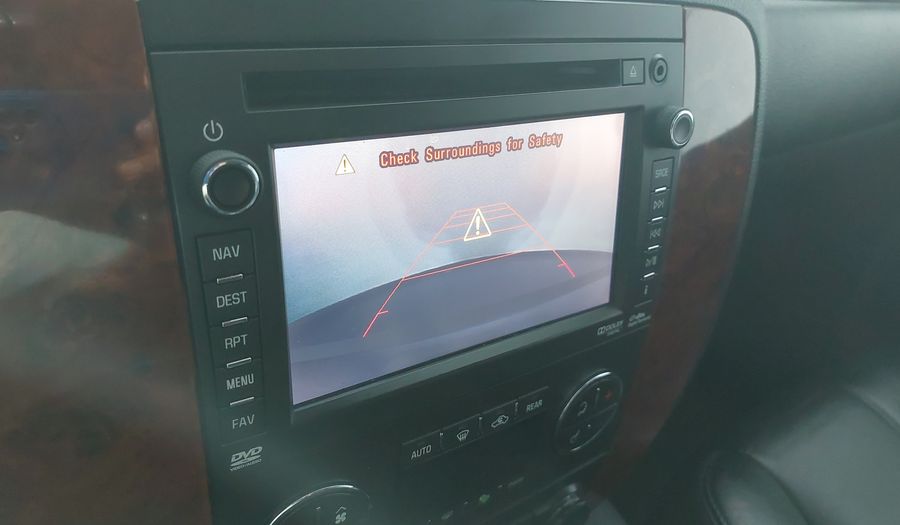Chevrolet Suburban 5.3 B PIEL DVD Suv 2013