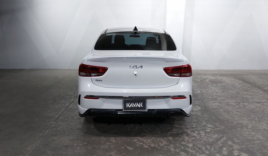 Kia Rio 1.6 S PACK AUTO Sedan 2023