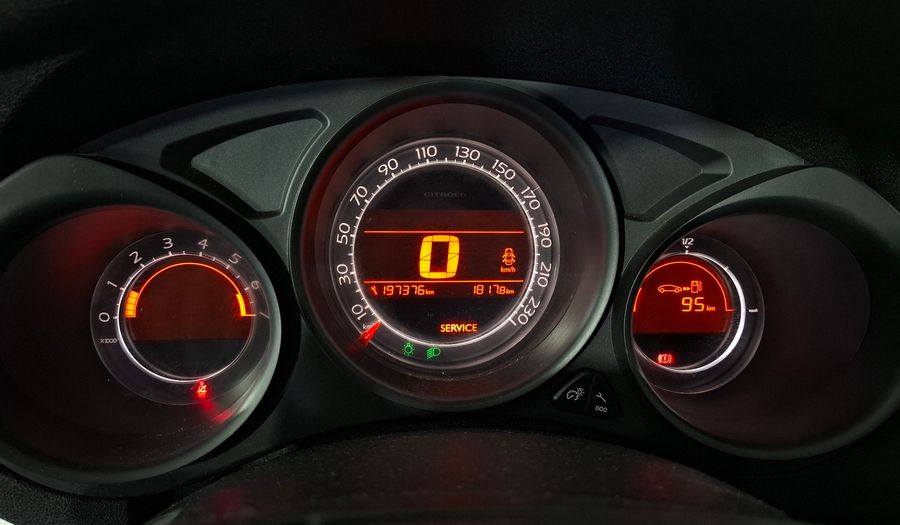 Citroen C4 Lounge 2.0I 16V TENDANCE Sedan 2013