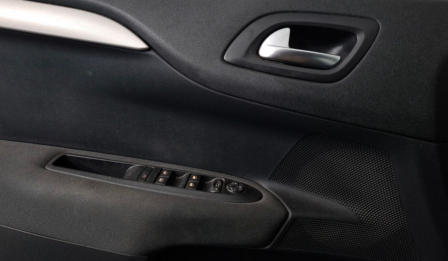 Citroen C4 Lounge 2.0I 16V TENDANCE Sedan 2013