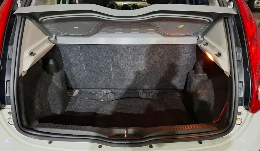 Fiat Palio 1.4 ATTRACTIVE Hatchback 2013