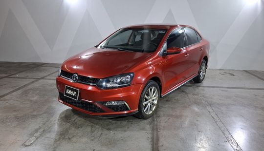 Volkswagen • Vento