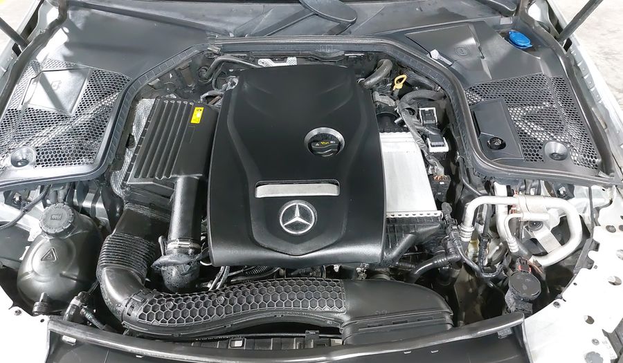 Mercedes Benz Clase C 2.0 250 SPORT AUTO Sedan 2018