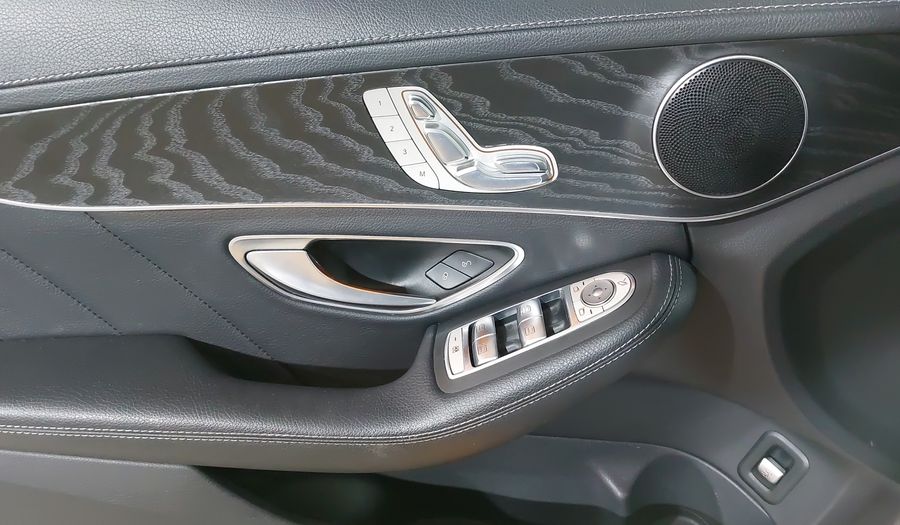 Mercedes Benz Clase C 2.0 250 SPORT AUTO Sedan 2018