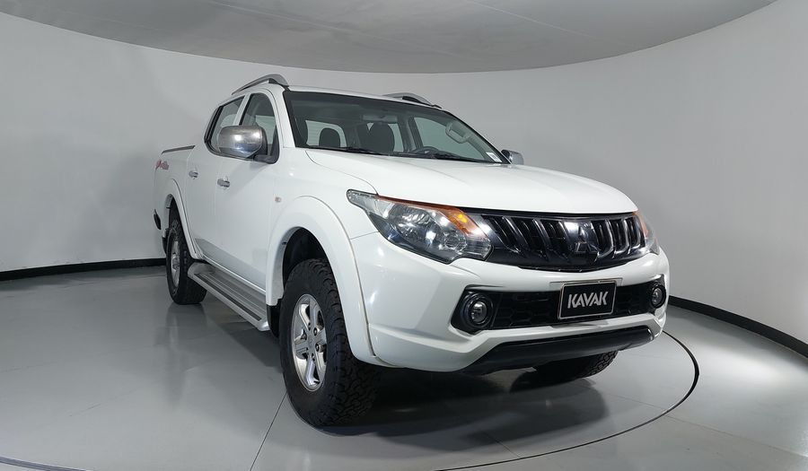 Mitsubishi L200 2.4 GLS GASOLINA Pickup 2019