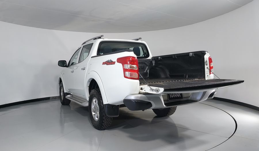 Mitsubishi L200 2.4 GLS GASOLINA Pickup 2019