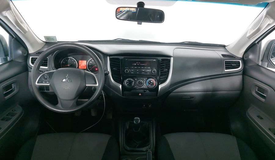 Mitsubishi L200 2.4 GLS GASOLINA Pickup 2019