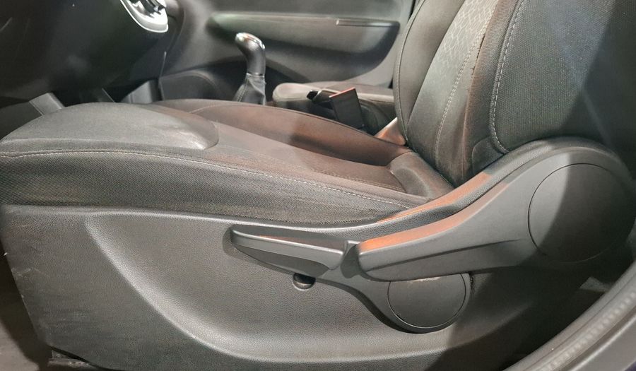 Chevrolet Spark 1.4 ACTIV MT Hatchback 2017