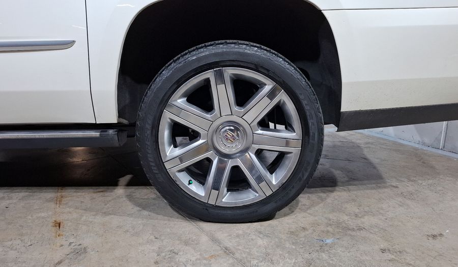Cadillac Escalade 6.2 ESV SUV P PLATINUM AT 4WD Suv 2015