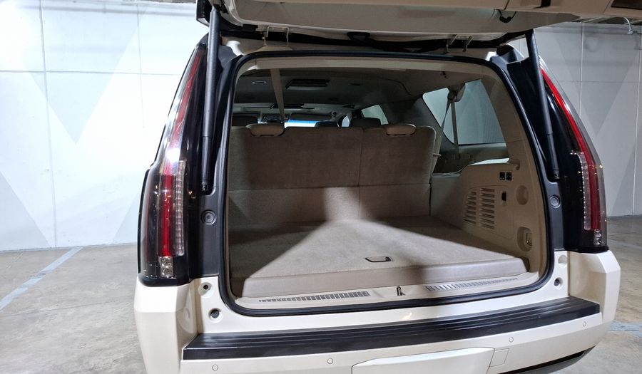 Cadillac Escalade 6.2 ESV SUV P PLATINUM AT 4WD Suv 2015