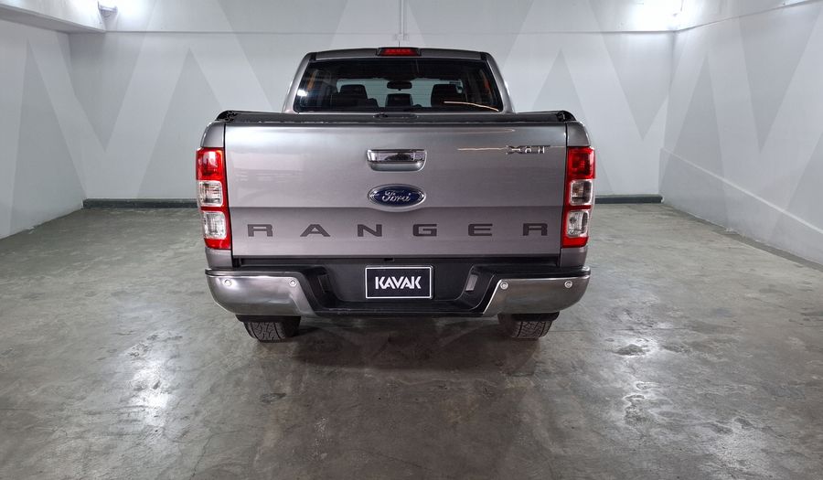 Ford Ranger 3.2 DIESEL XLT CREW CAB AUTO 4WD PIEL Pickup 2019
