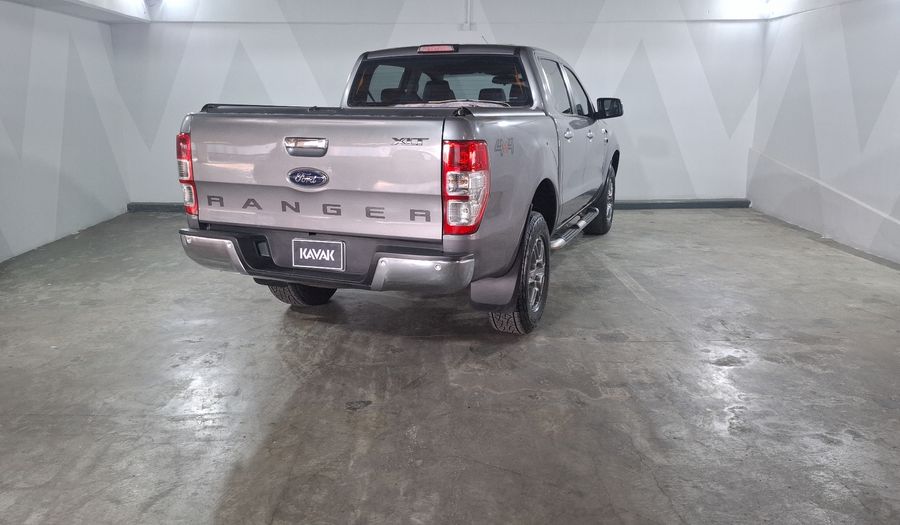 Ford Ranger 3.2 DIESEL XLT CREW CAB AUTO 4WD PIEL Pickup 2019