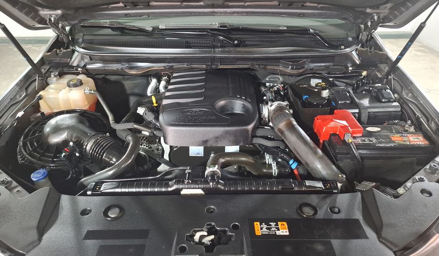 Ford Ranger 3.2 DIESEL XLT CREW CAB AUTO 4WD PIEL Pickup 2019