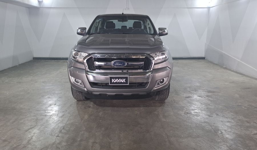 Ford Ranger 3.2 DIESEL XLT CREW CAB AUTO 4WD PIEL Pickup 2019