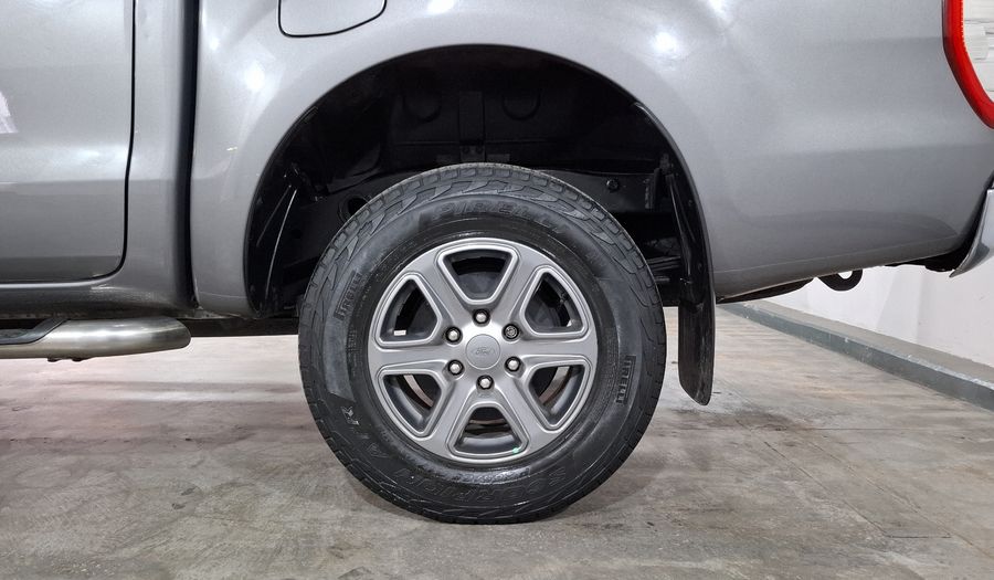 Ford Ranger 3.2 DIESEL XLT CREW CAB AUTO 4WD PIEL Pickup 2019