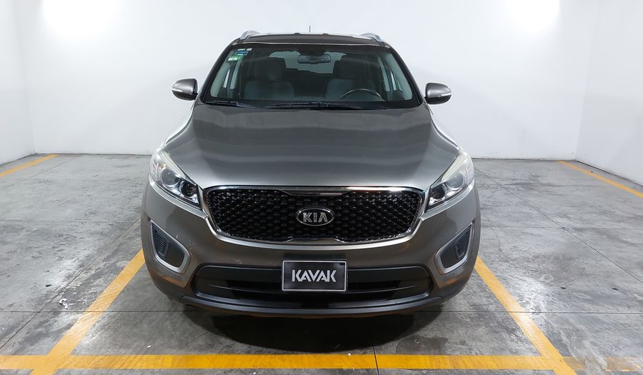 Kia Sorento 2.4 LX AT Suv 2016