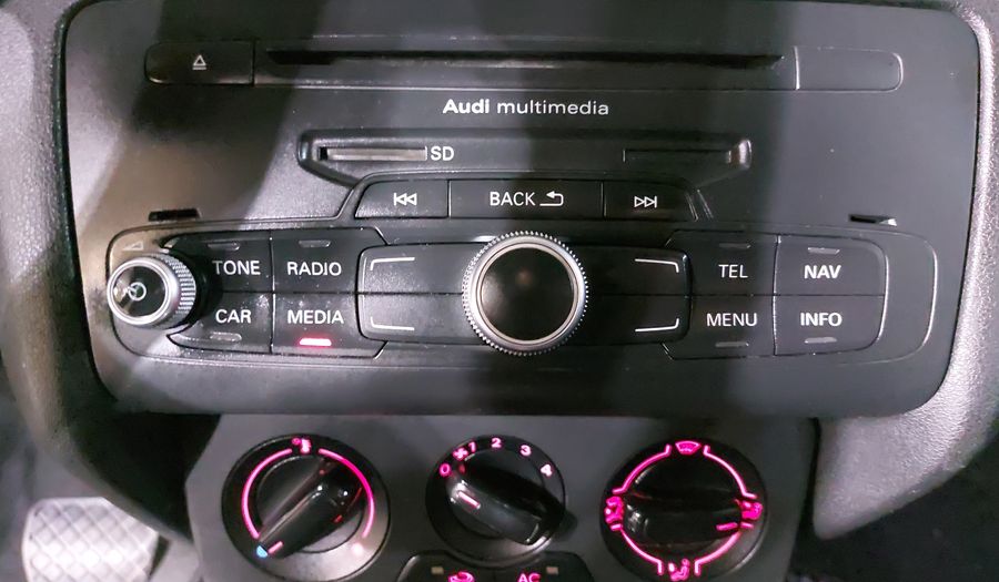 Audi A1 1.4 TFSI COOL S TRONIC Hatchback 2013