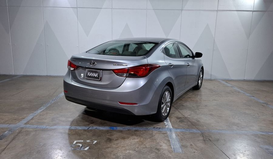 Hyundai Elantra 1.8 GLS PREMIUM AT Sedan 2015
