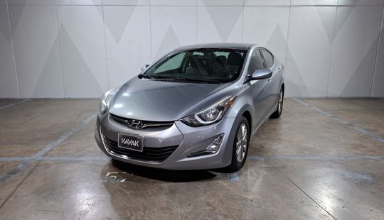 Hyundai • Elantra