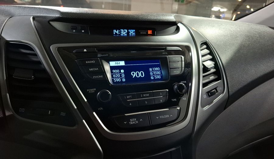 Hyundai Elantra 1.8 GLS PREMIUM AT Sedan 2015