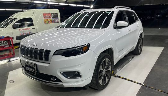 Jeep • Cherokee