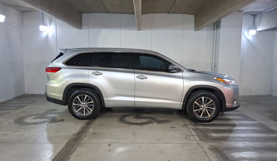Toyota Highlander 3.5 XLE Suv 2018
