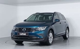 Volkswagen • Tiguan
