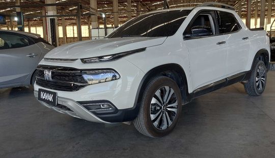 Fiat • Toro