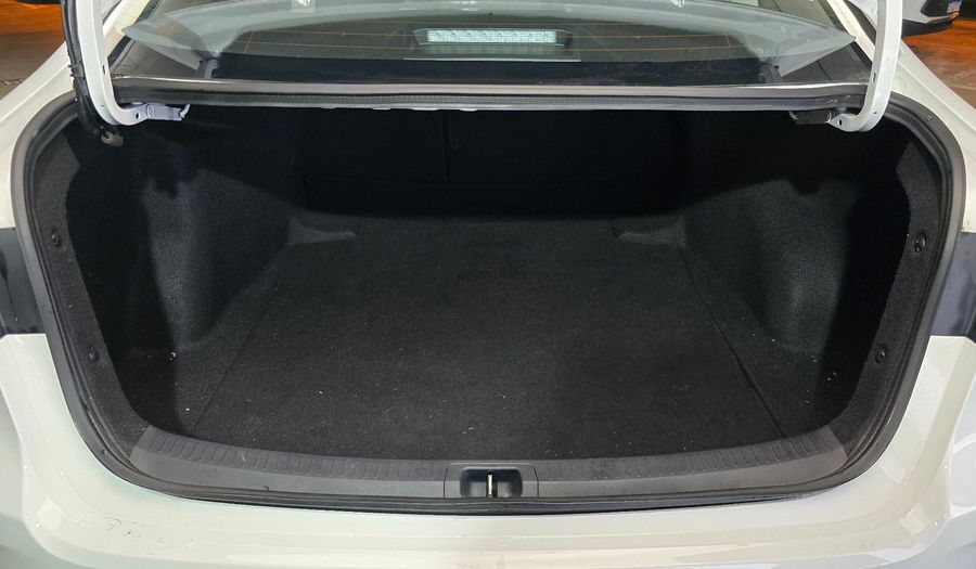 Toyota Corolla 2.0 XLI CVT Sedan 2024