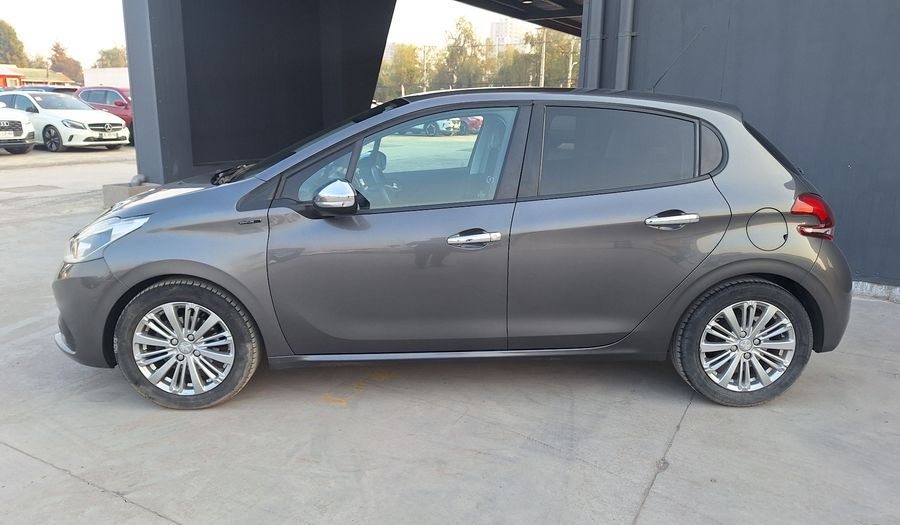 Peugeot 208 1.2 PURETECH 100 HP ALLURE PACK Hatchback 2021