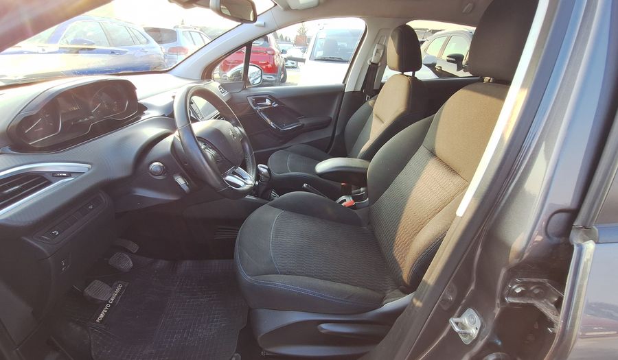 Peugeot 208 1.2 PURETECH 100 HP ALLURE PACK Hatchback 2021