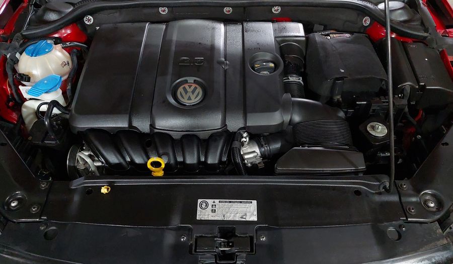 Volkswagen Jetta 2.5 COMFORTLINE TIP. BOLSAS AIRE DEL. Sedan 2016